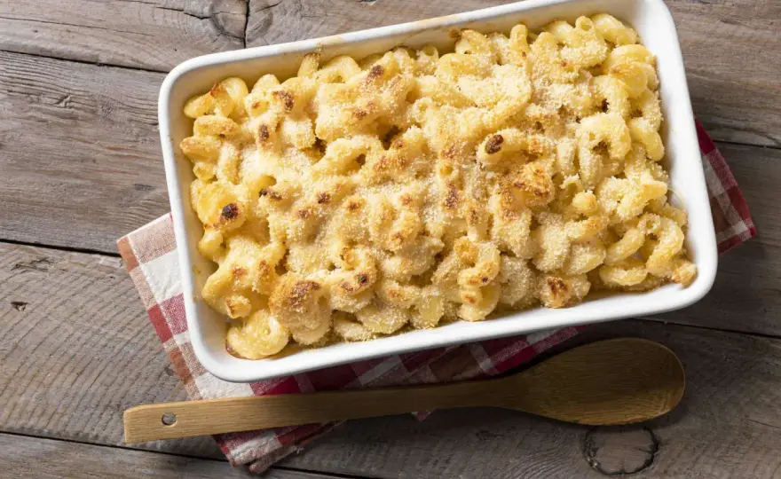 Original Mac and Cheese mit Cheddar und goldener Kruste