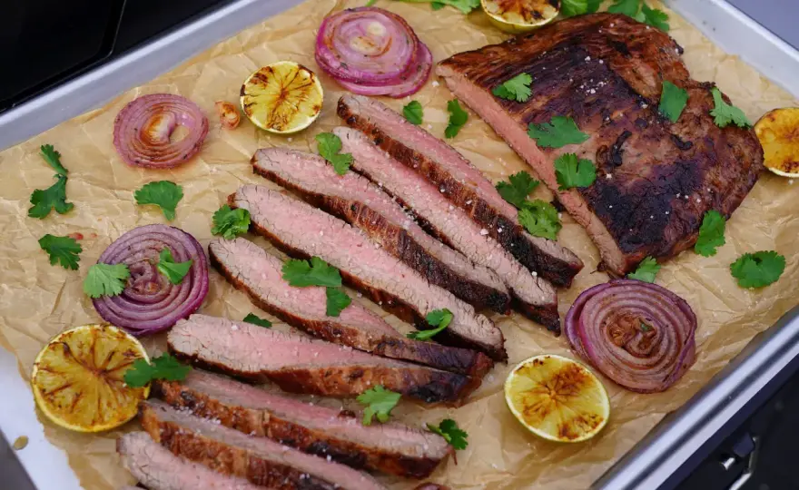 Bavette d’Aloyau zart zubereiten - Rezept für Pfanne und Grill