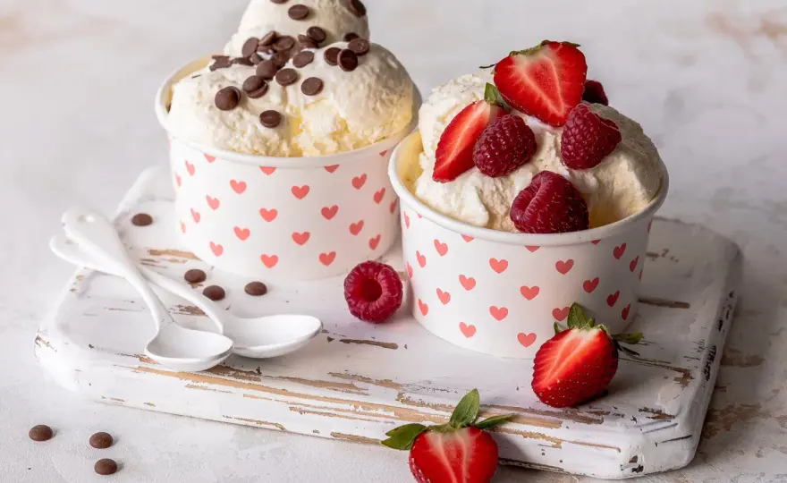 Frozen Joghurt selber machen - cremig mit oder ohne Eismaschine